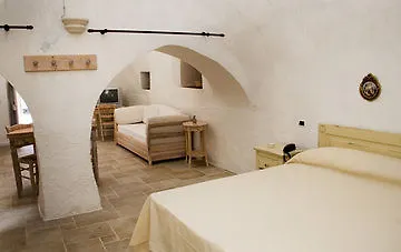 A Due Passi Dal