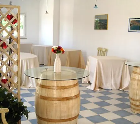 Hotel A Due Passi Dal Pizzo 3*