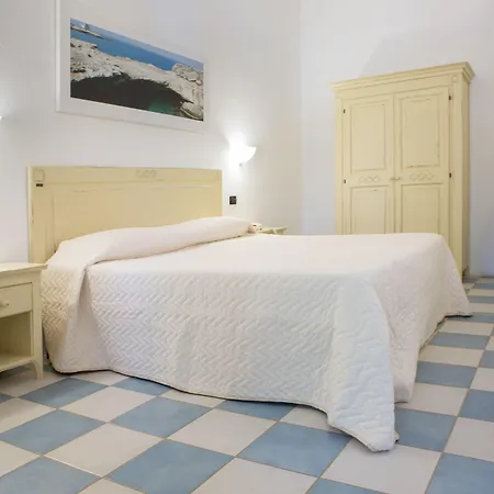 A Due Passi Dal Hotel