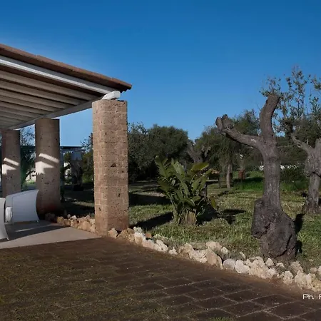 A Due Passi Dal Pizzo (Salento)