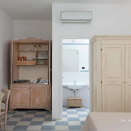 A Due Passi Dal Hotel